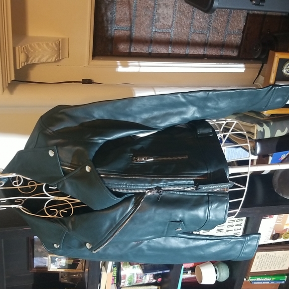 COVERGIRL❣️Blank NYC Green jacket - Picture 4 of 12